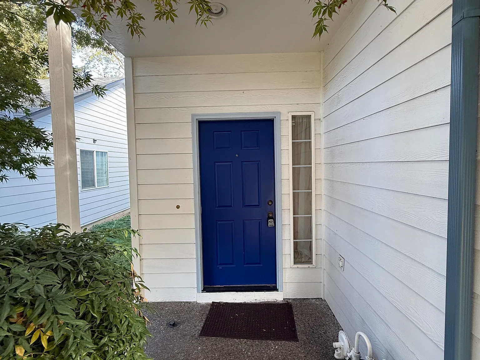3 bed, 2.5 bath, 1434 sqft, $2,495 — Photo 2