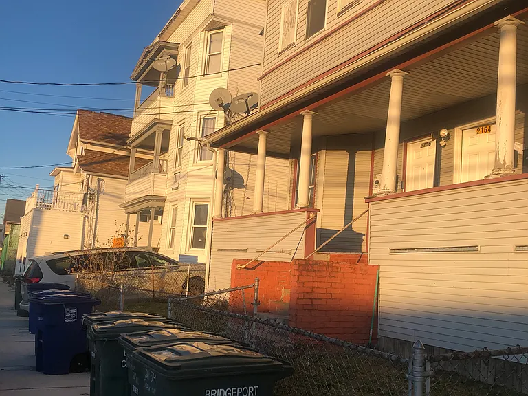 2156 Seaview Ave — Photo 11