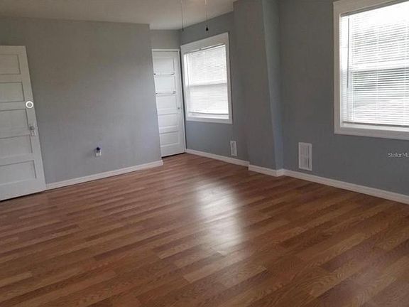 2nd image of 10 W Bullard Ave