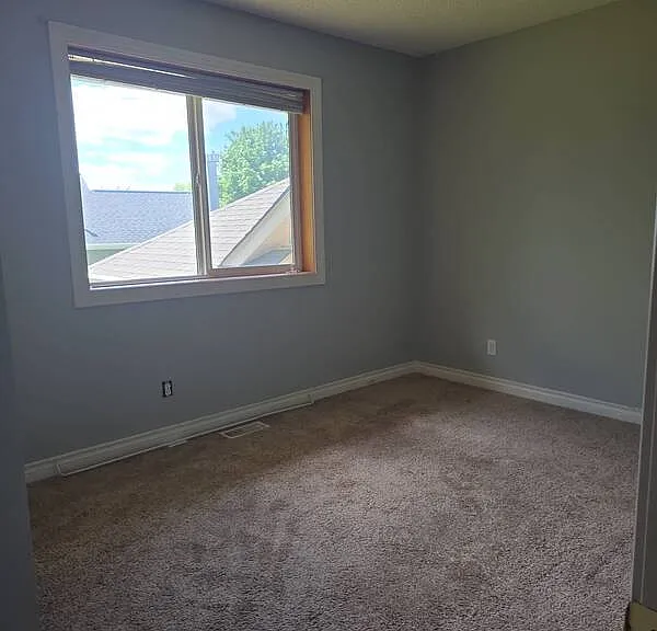 4702 Blanding Ct — Photo 9