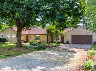 52905 Hal Kar Rd, West Lafayette, OH 43845