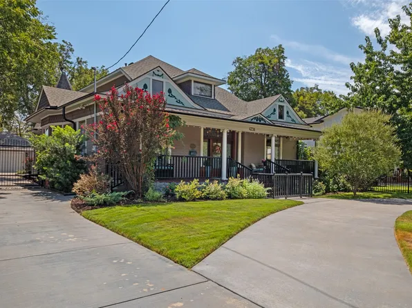 4738 Victor St, Dallas, TX 75246