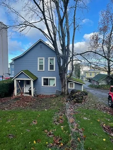 823 High St Photo 1