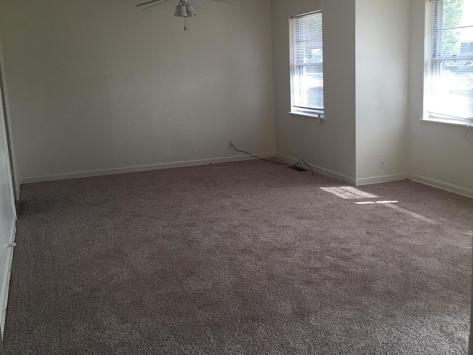 1st image of 510 N Bryant Ave