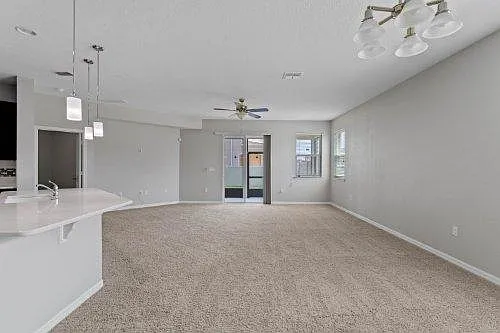 604 Bottlebrush Loop — Photo 16