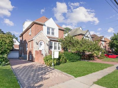 69 Northumberland Gate, Lynbrook, NY, 11563