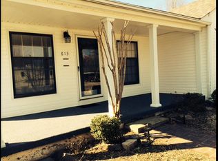 613 Taylor Ave, Sikeston, MO 63801