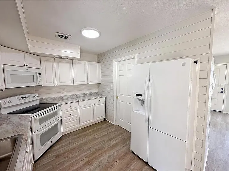 7338 Tangelo Ave — Photo 4