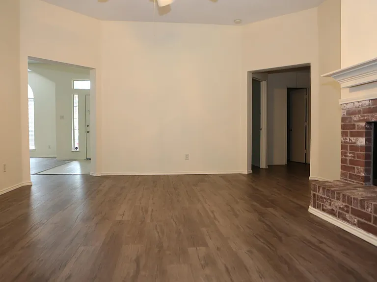 7305 Maplewood Dr — Photo 27