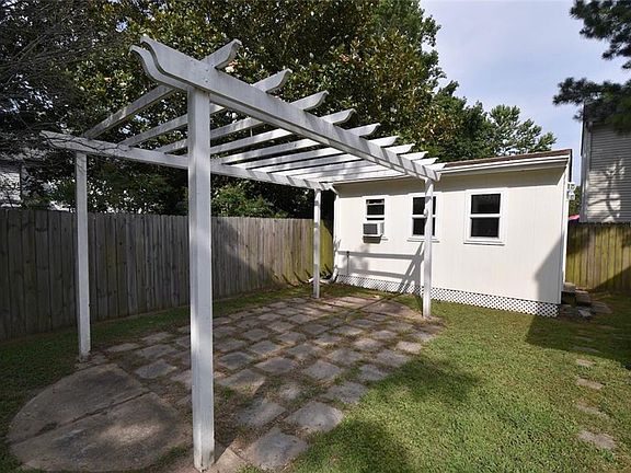 5th image of 1916 Tufton Ct