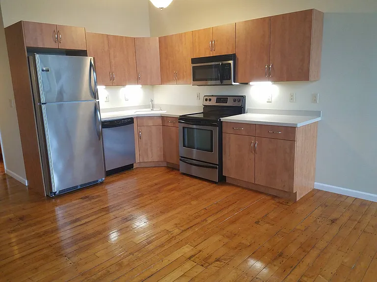 The Lofts at Wamsutta Place — Photo 33
