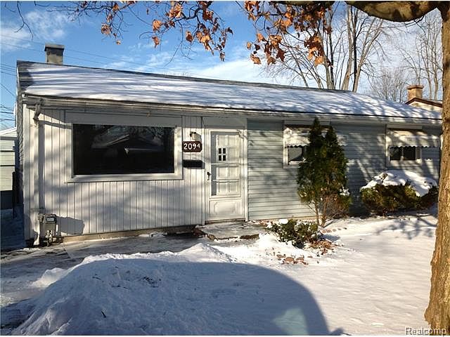 1st image of 2094 Alanson St