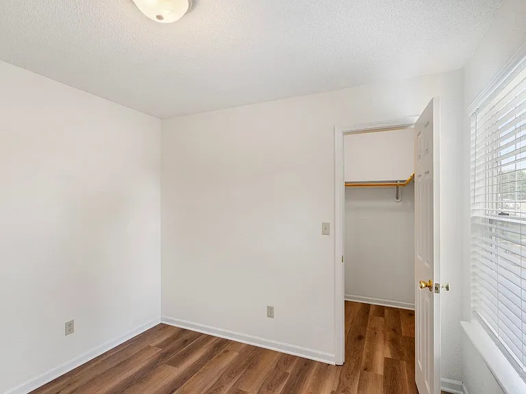 4302-4304 Cheryl Ct. — Photo 30