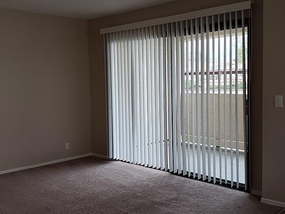 5th image of 2554 Olive Dr APT 83