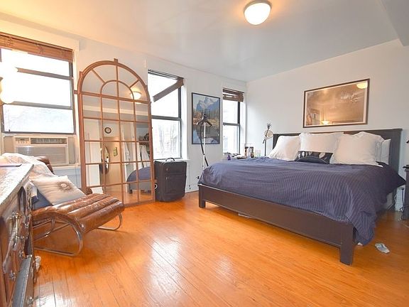 5th image of 375 Bleecker St APT 3