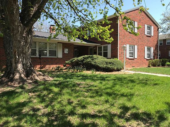2nd image of 1911-17 S Duff Ave