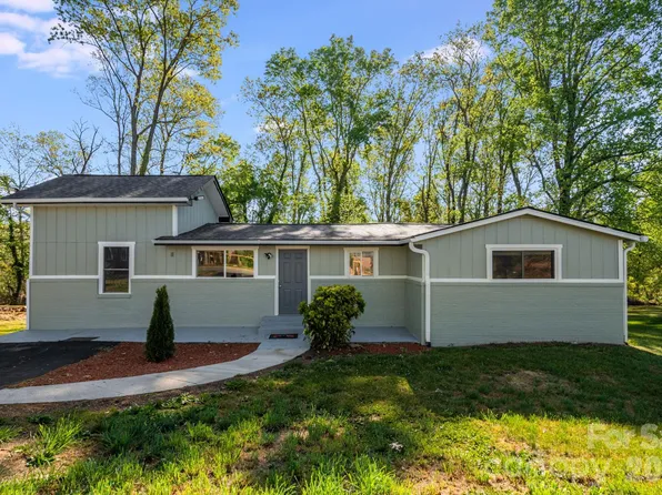 21 Oak Hill Dr, Asheville, NC 28806