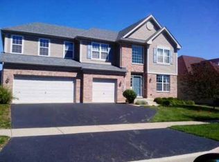 3014 Fairhaven Ln, Lake In The Hills, IL 60156