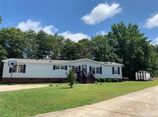 1172 Lauren Marie Ct, Gastonia, NC 28052