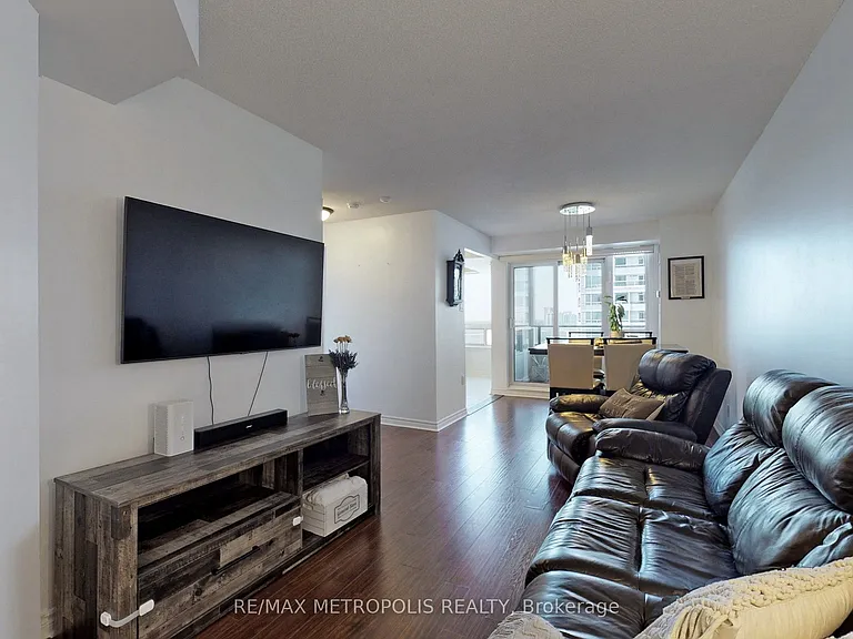 3 Rean Dr #1312 — Photo 2
