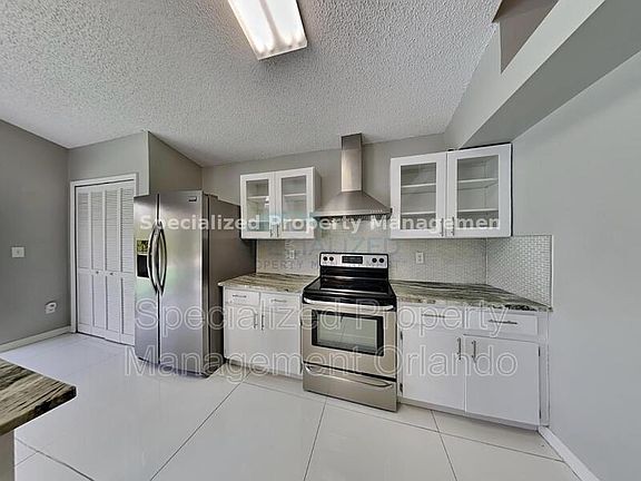 4th image of 2985 Viscount Cir