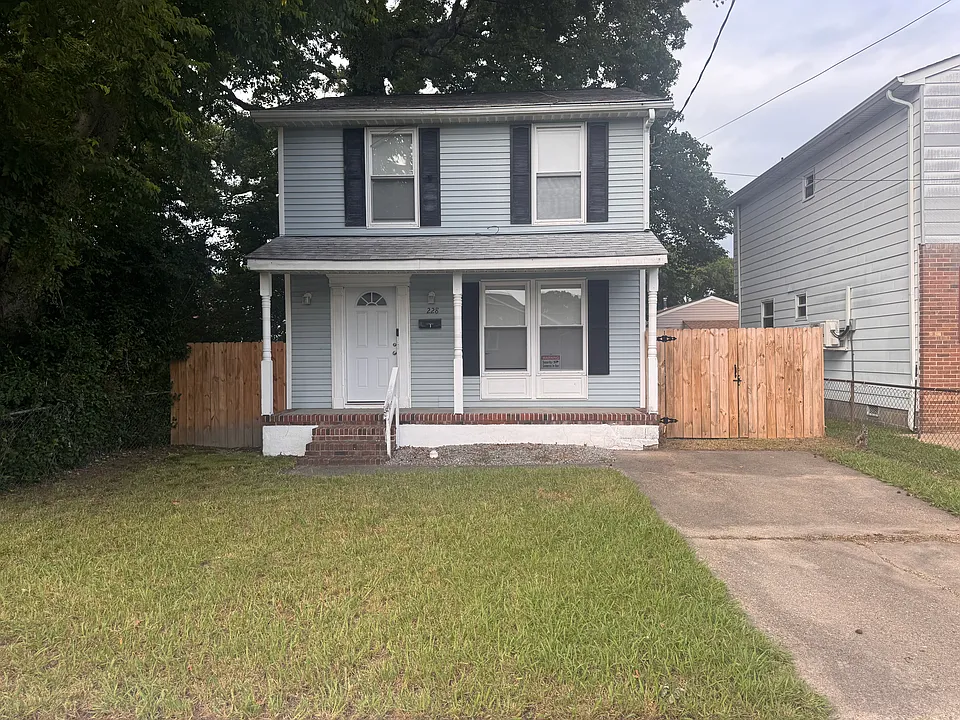 228 W Taylor Ave