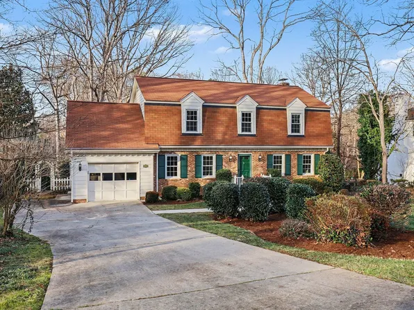 1708 Snow Wind Dr, Raleigh, NC 27615