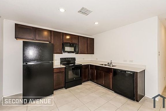4th image of 8738 Texas Risinger Dr