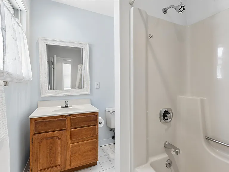 145 Sterling St — Photo 20