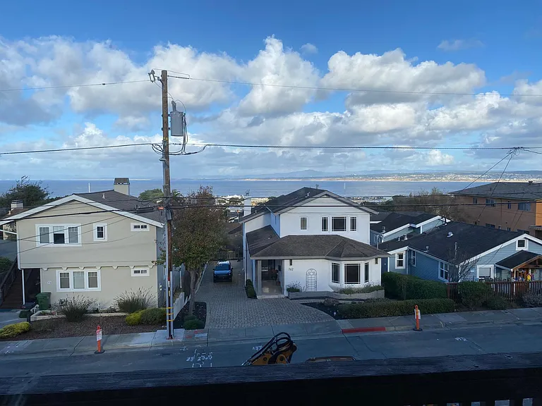upstaris ocean view