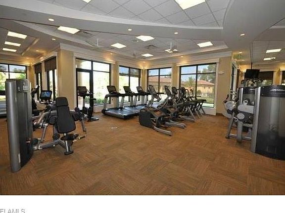 3rd image of 9731 Acqua Ct Unit 538