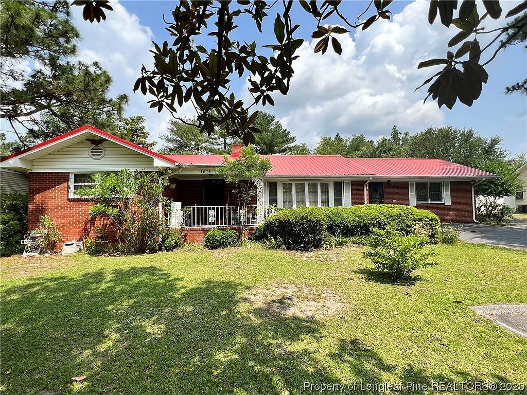 3674 Golfview Rd, Hope Mills, NC 28348 Zillow