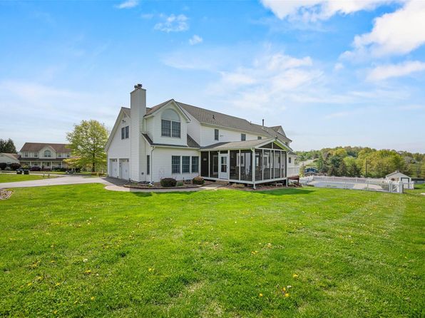 3 Josephine Drive, Washingtonville, NY 10992