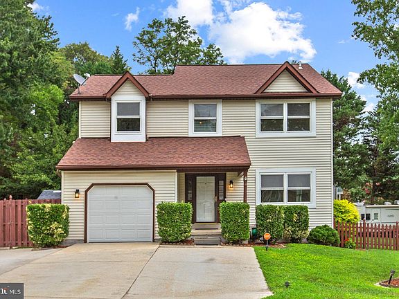 3rd image of 21268 Scarborough Dr