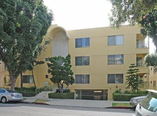 124 N Clark Dr APT 208, Beverly Hills, CA 90211