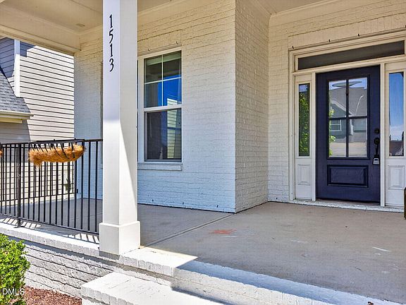 3rd image of 1513 Armscroft Ln
