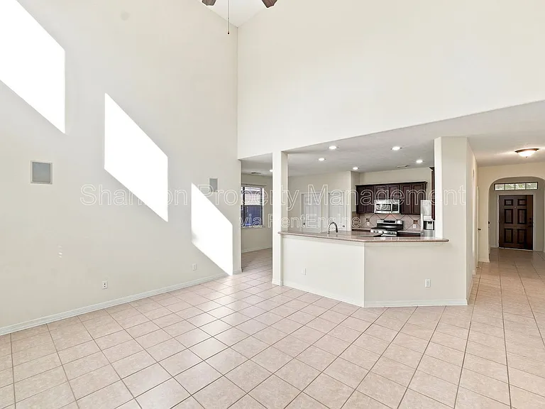 5214 Barleycorn Ln — Photo 7