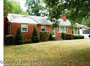 8901 Briarcroft Ln, Laurel, MD 20708