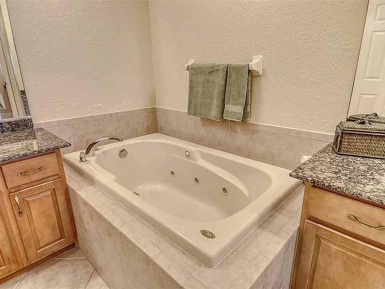 5100 Jessie Harbor Dr #504 — Photo 35