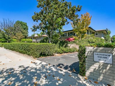 956 S Orange Grove Blvd APT B, Pasadena, CA, 91105
