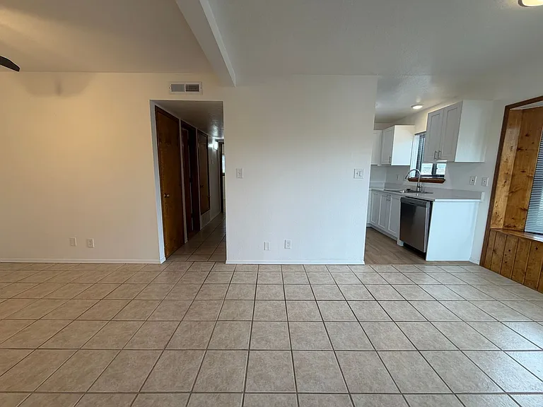 1307 Rufina Ln #4 — Photo 11