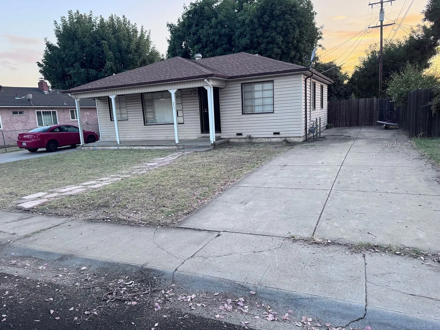 Charming 3BR House in Stockton — Photo 1