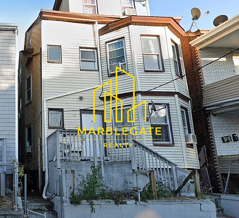 1st image of 85 Mercer St #22
