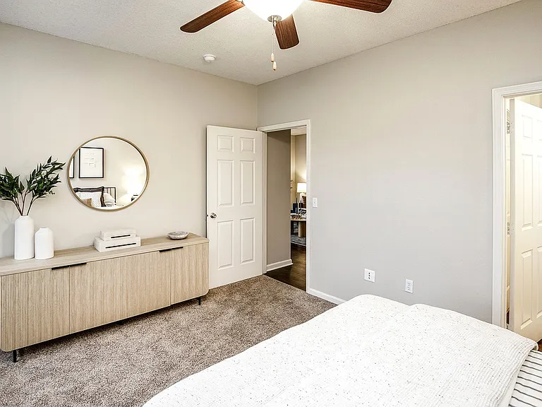 Autumn Grove Apartments — Photo 19