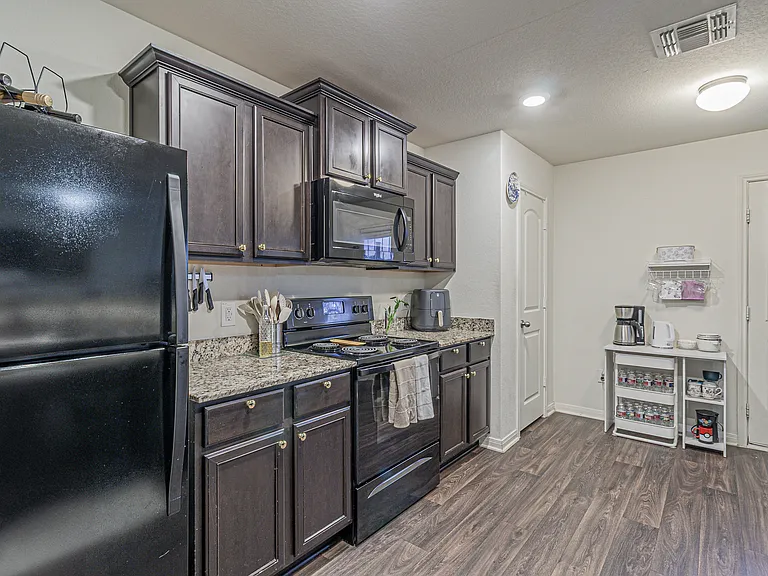 2831 Lavender Mdw — Photo 9