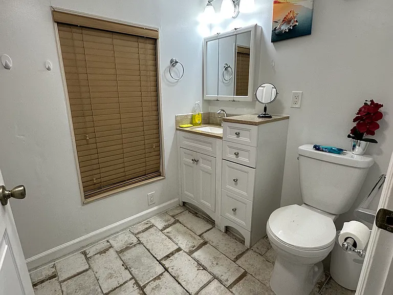 19800 SW 180th Ave #120 — Photo 11