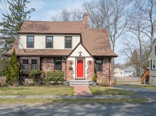 12 Laurel Dr, Needham, MA 02492