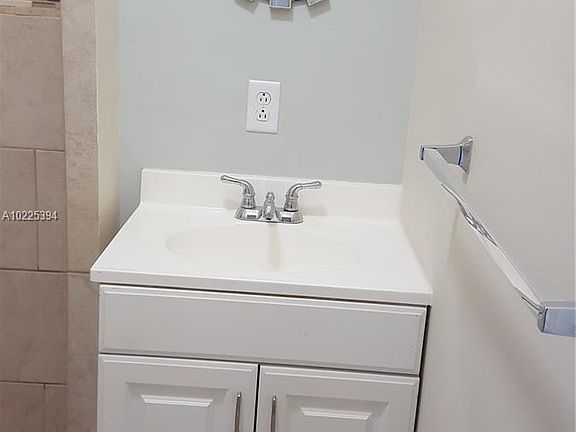 Bath sink