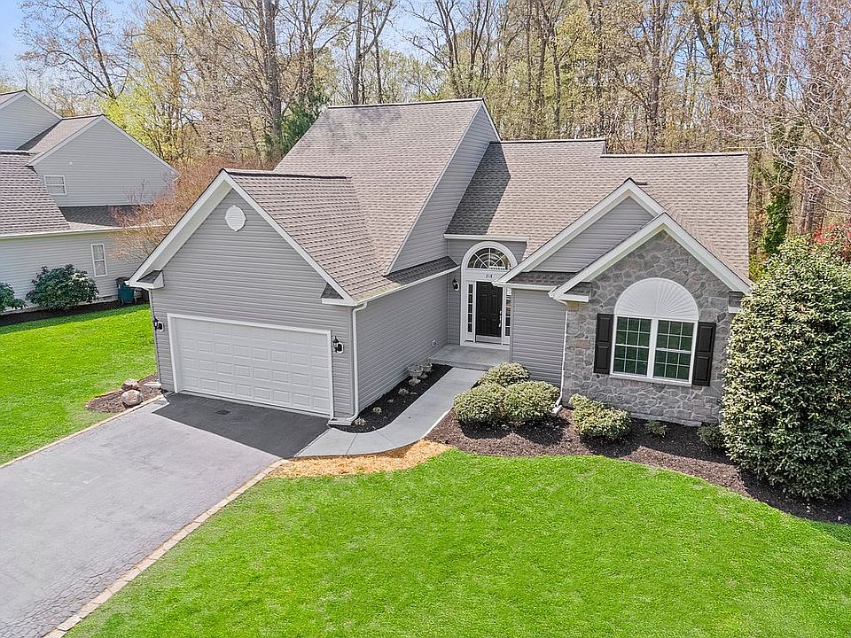 1st image of 218 Cross Creek Ct