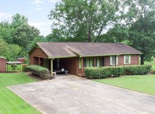 410 Huntington Dr, Alpharetta, GA 30004